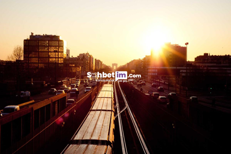 Chat Sitesi Odaları ve Mobil Sohbet Hattı Giriş