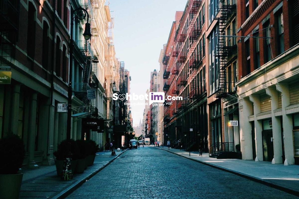 Liseli Sohbet Sitesi ve Mobil Chat Platformu